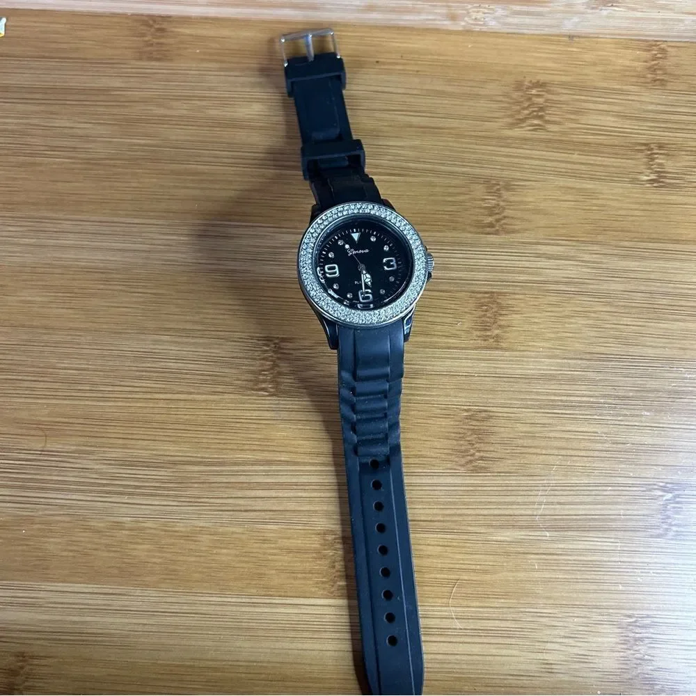Luxury Black Smartwatch with Silver Accents